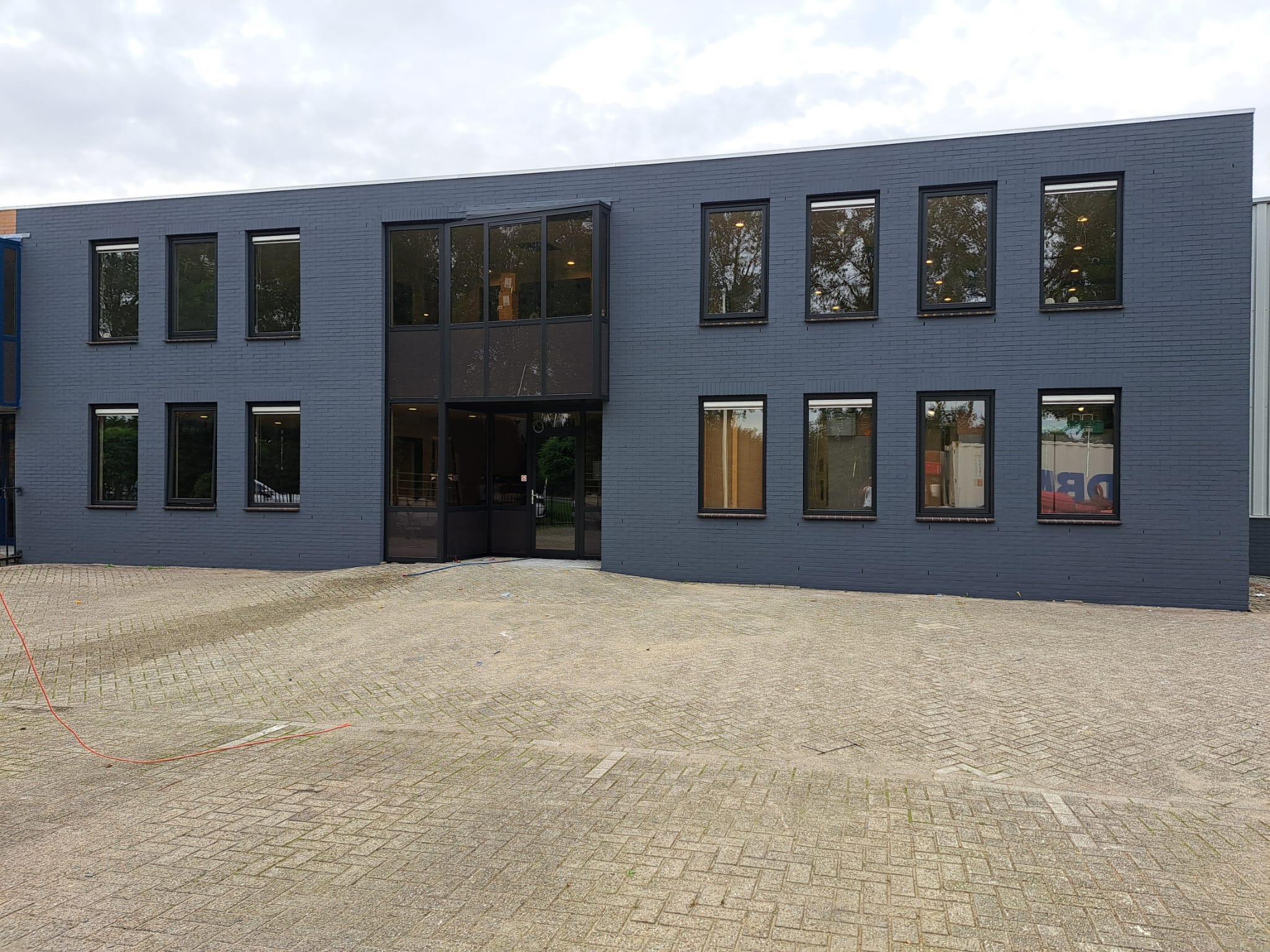 WhatsApp Image 2026 04 09 at 20.54.53 2